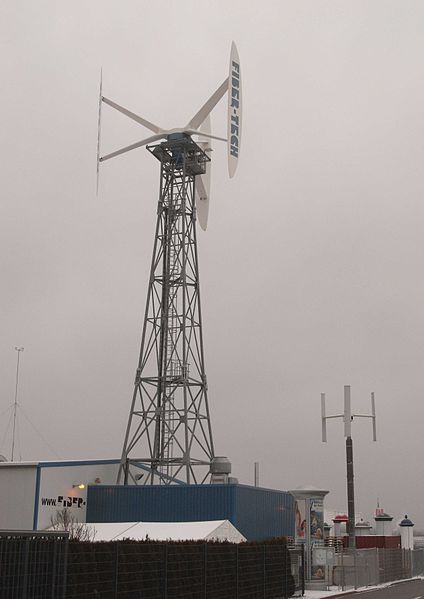VAWT H Darrieus wind turbine