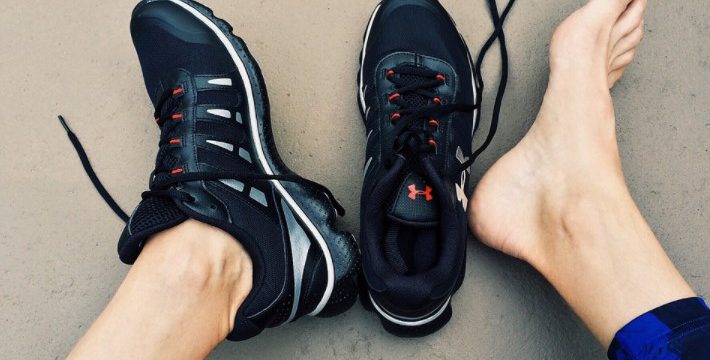 sports style shoes for men