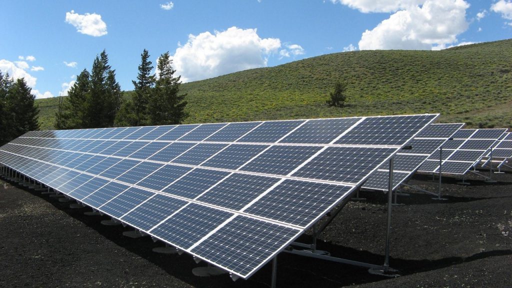 solar panels generate power