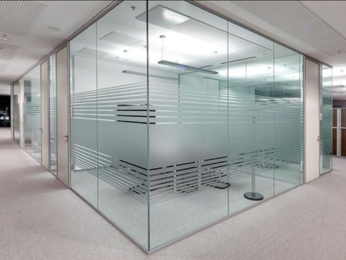 Benefits of Commercial Glass Partitions